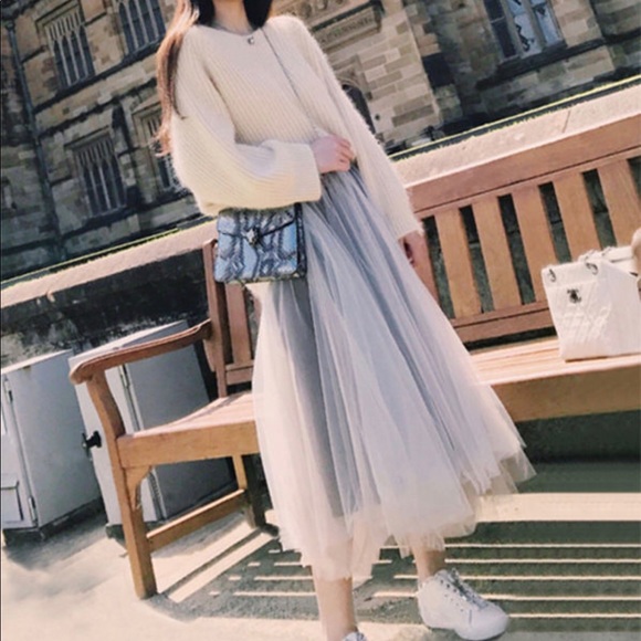 Set: Long Sleeve V-Neck Sweater + Mesh Midi Skirt - Picture 2 of 5